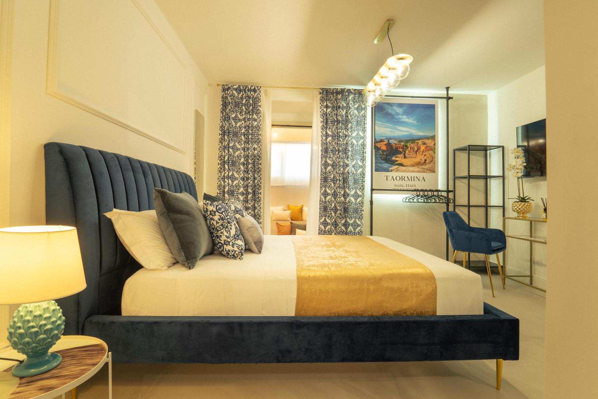 Johnny'S Suites Taormina Beach Bay Extérieur photo