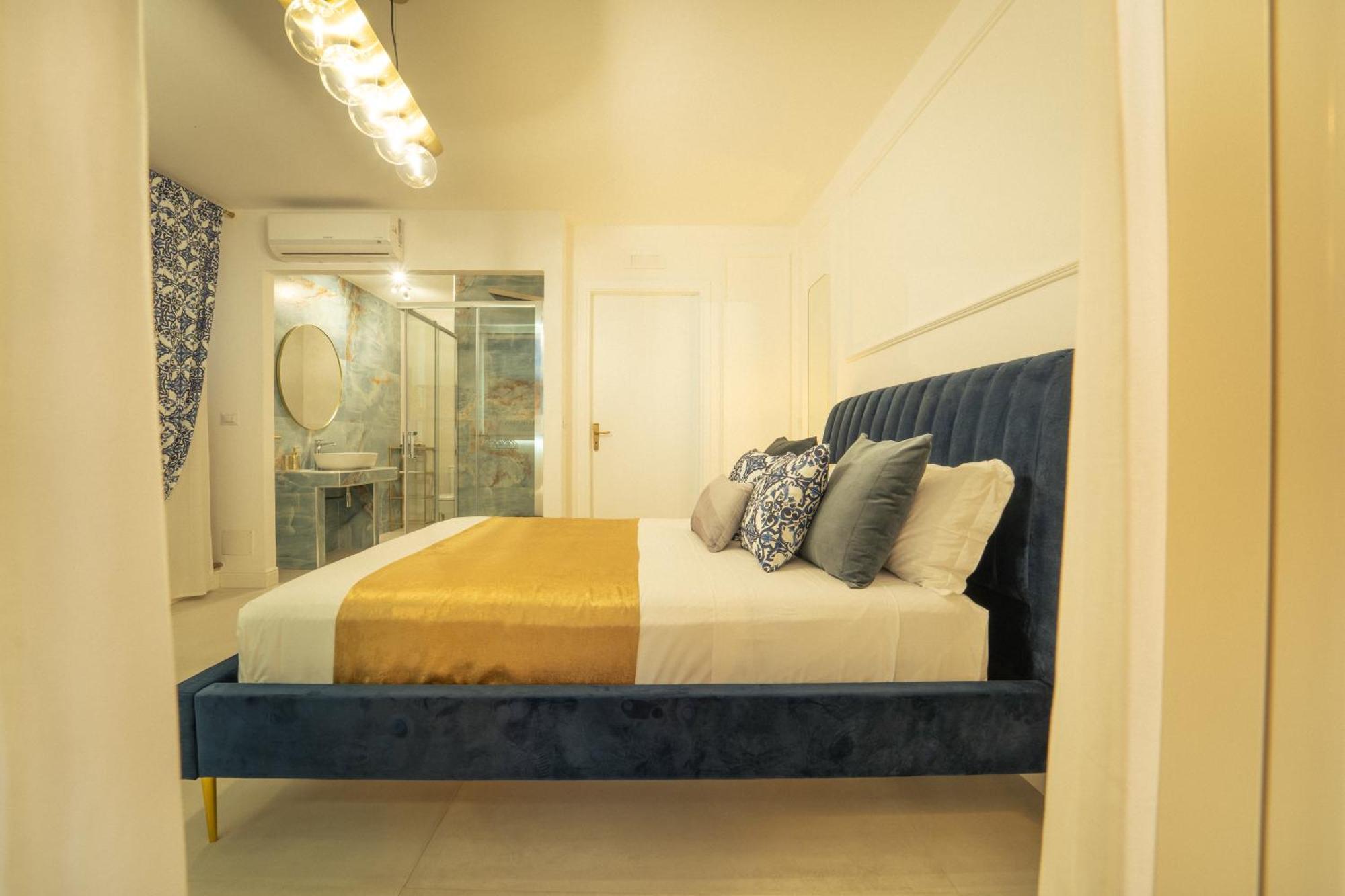 Johnny'S Suites Taormina Beach Bay Extérieur photo
