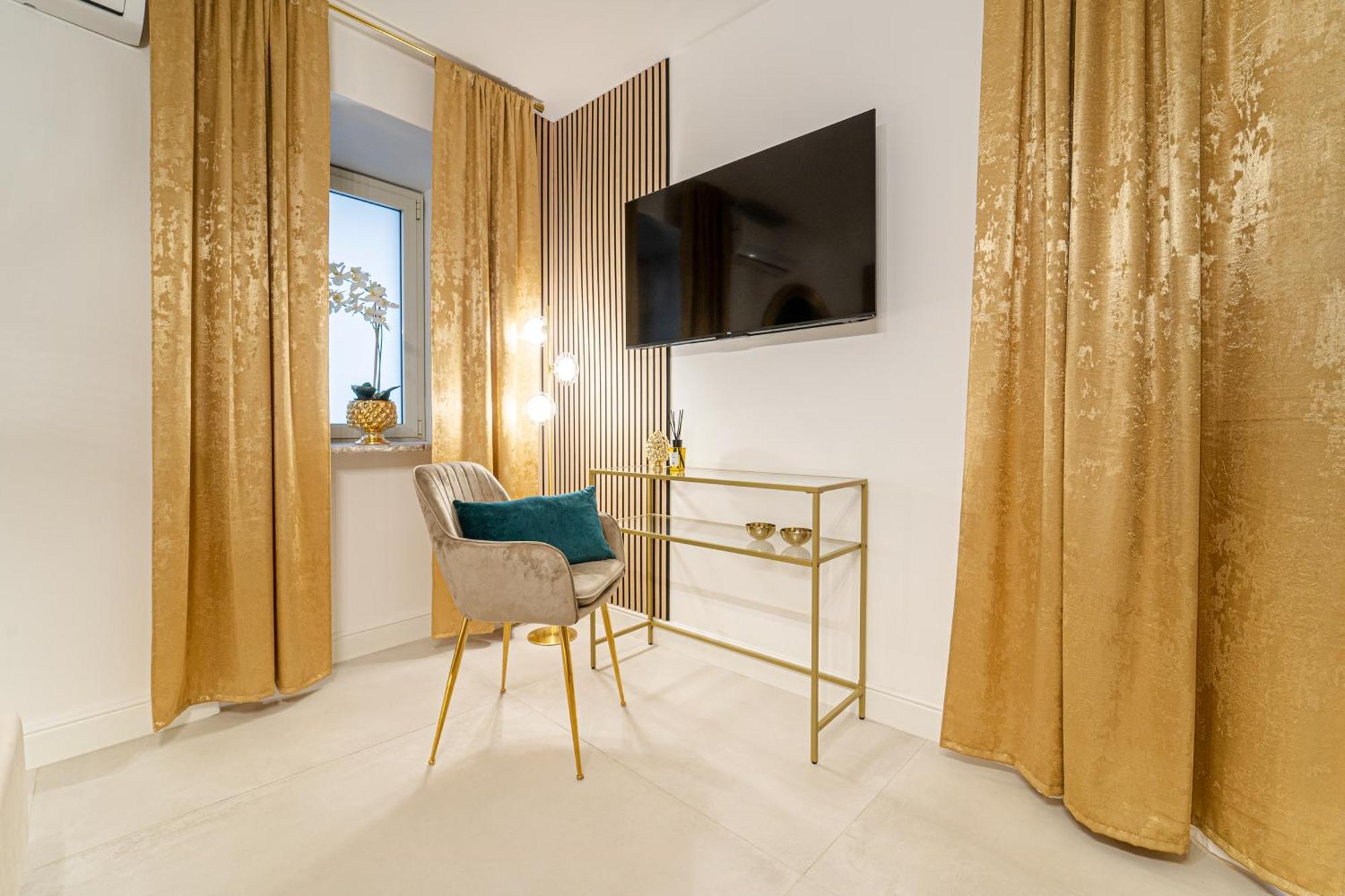 Johnny'S Suites Taormina Beach Bay Extérieur photo